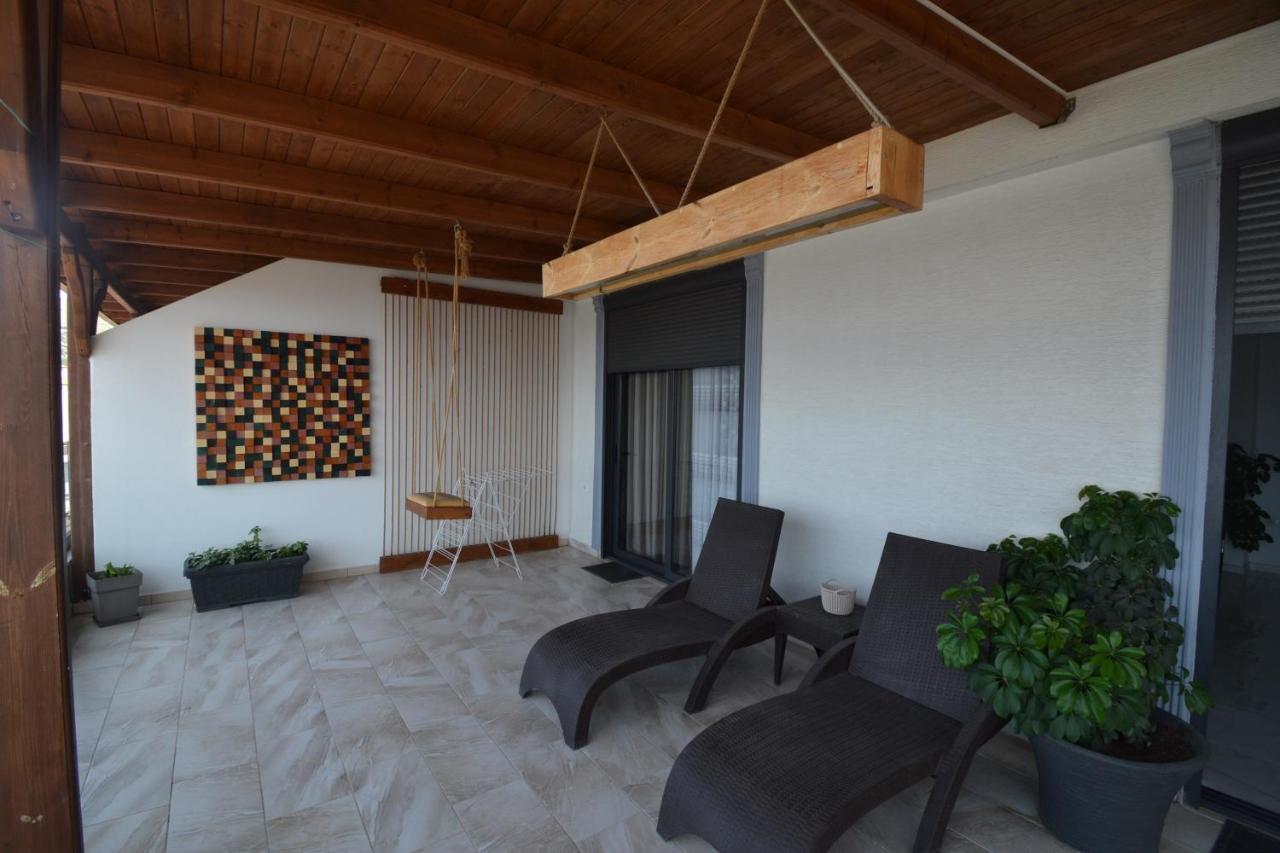 Apartamento Luxury Penthouse B&E Sarandë Exterior foto