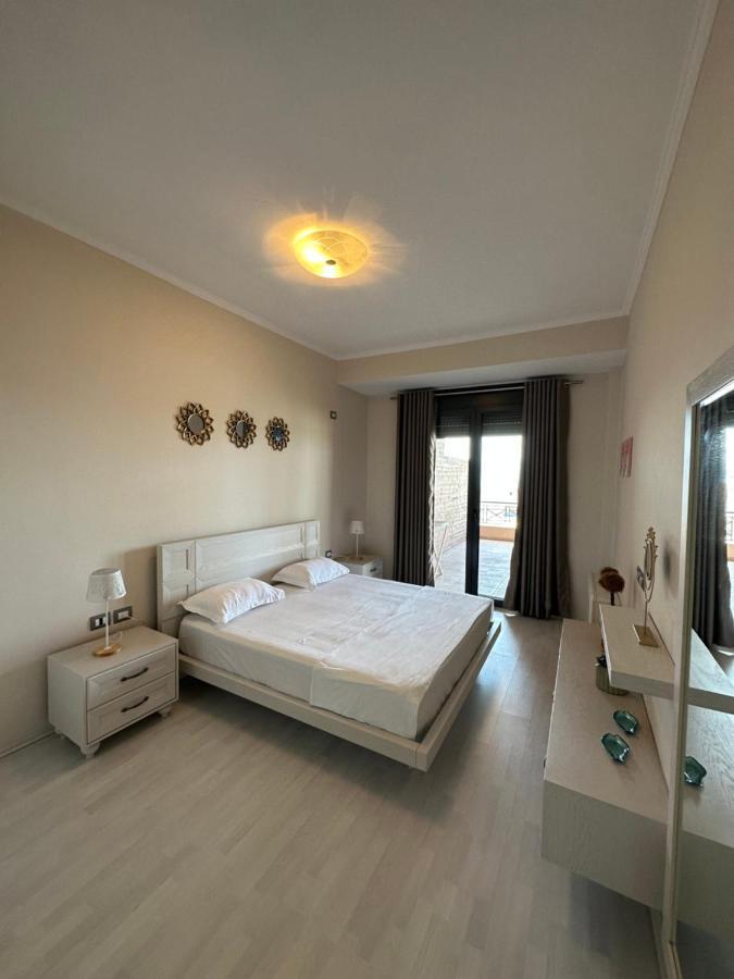 Apartamento Luxury Penthouse B&E Sarandë Exterior foto