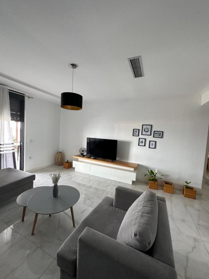 Apartamento Luxury Penthouse B&E Sarandë Exterior foto